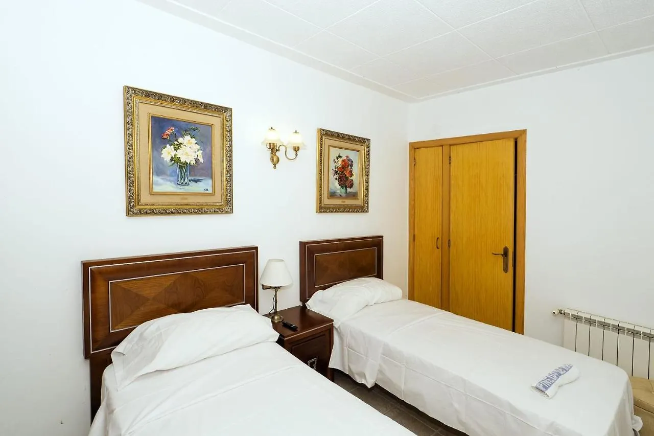 L'Hostalet Guesthouse Pineda de Mar