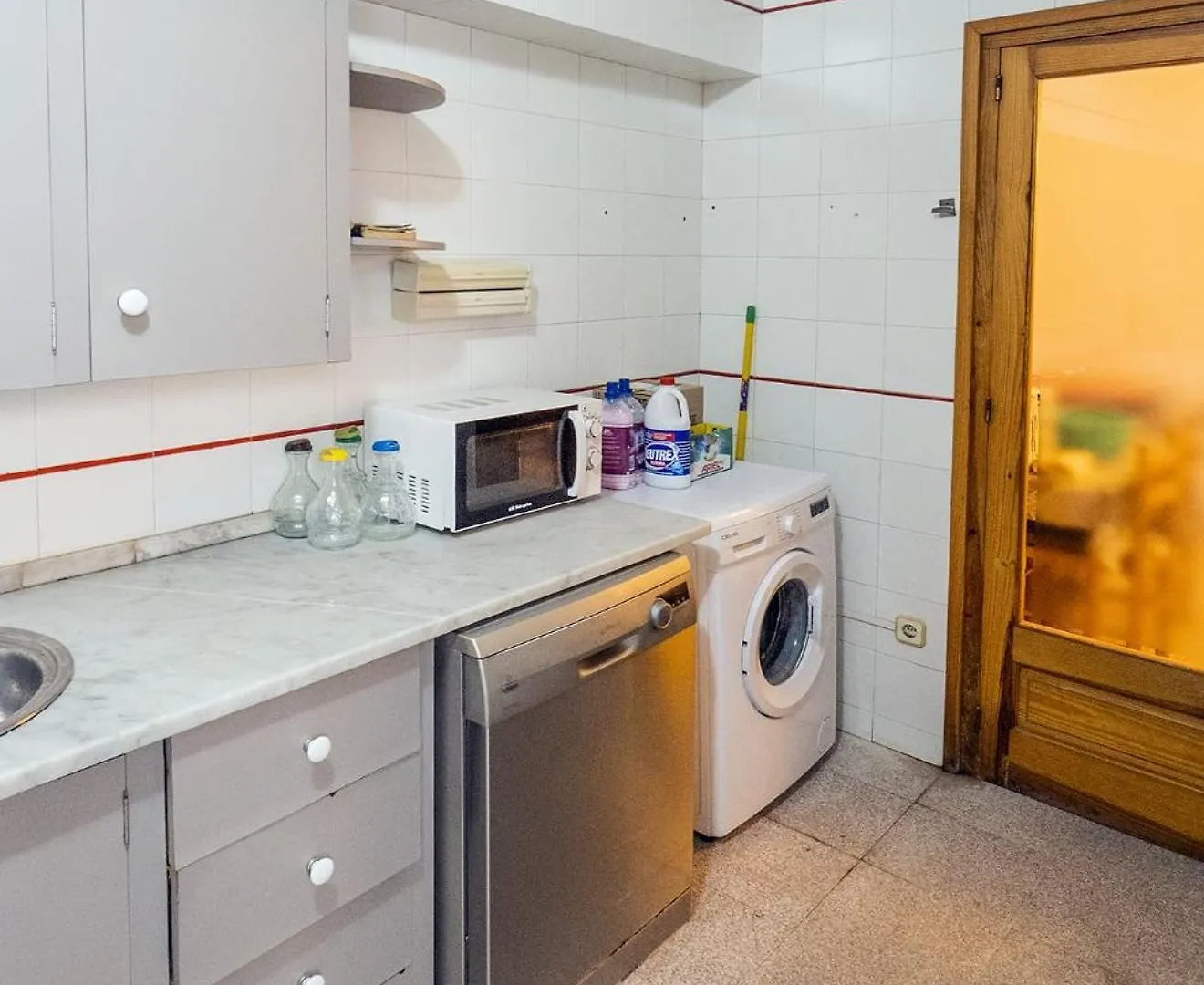 L'Hostalet Guesthouse Pineda de Mar 0*,  Spain
